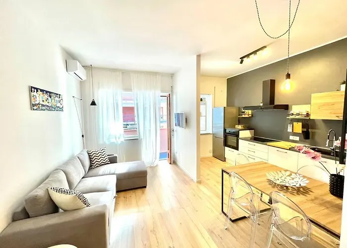 Appartement ( Lungomare ) Mare&città House *